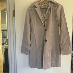 Guess Beige and Gray Patterned Coat